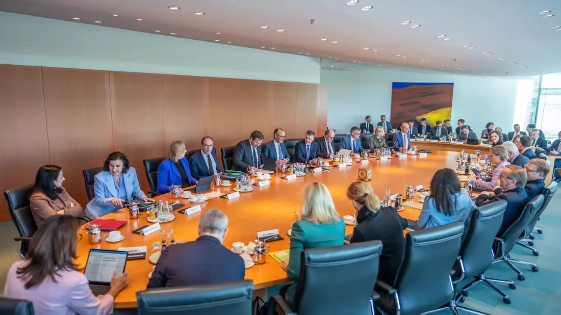 Zur IP-Adressenspeicherung gab es vor der Kabinettsbefassung Abstimmung zwischen dem Bundesinnenministerium und dem Justizressort.  - Bild: Michael Kappeler/dpa