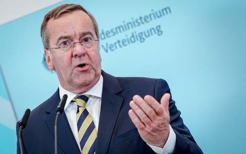 Verteidigungsminister Pistorius stellte in Berlin die erste deutsche Militärstrategie vor. - Foto: Kay Nietfeld/dpa