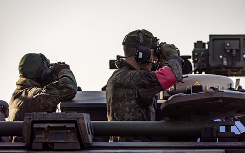 Bundeswehrsoldaten auf einer Übung. - Foto: Frank Hammerschmidt/dpa