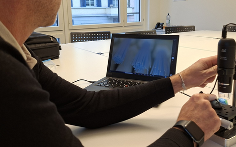 Amazon und Philips reichen gemeinsame Klage wegen des Verkaufs gefälschter Zahnbürstenköpfe ein - Foto: presseportal.de