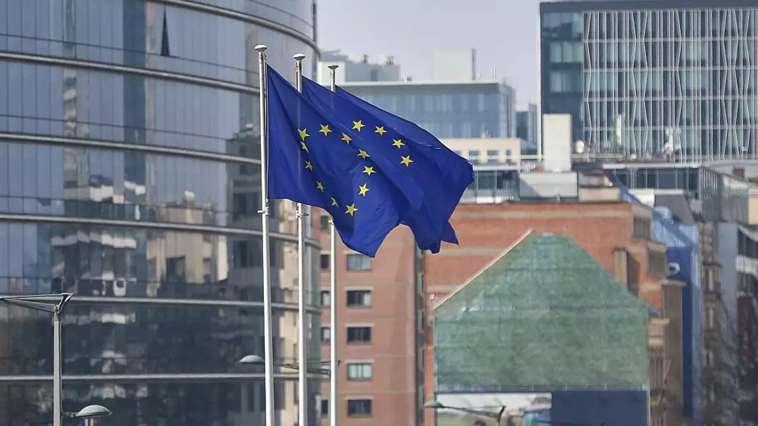 EU-Fahnen (Archiv) - Bild: via dts Nachrichtenagentur