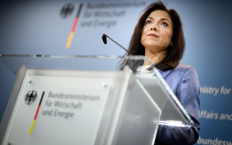 Reiche mahnt tiefgreifende Strukturreformen an. - Foto: Bernd von Jutrczenka/dpa