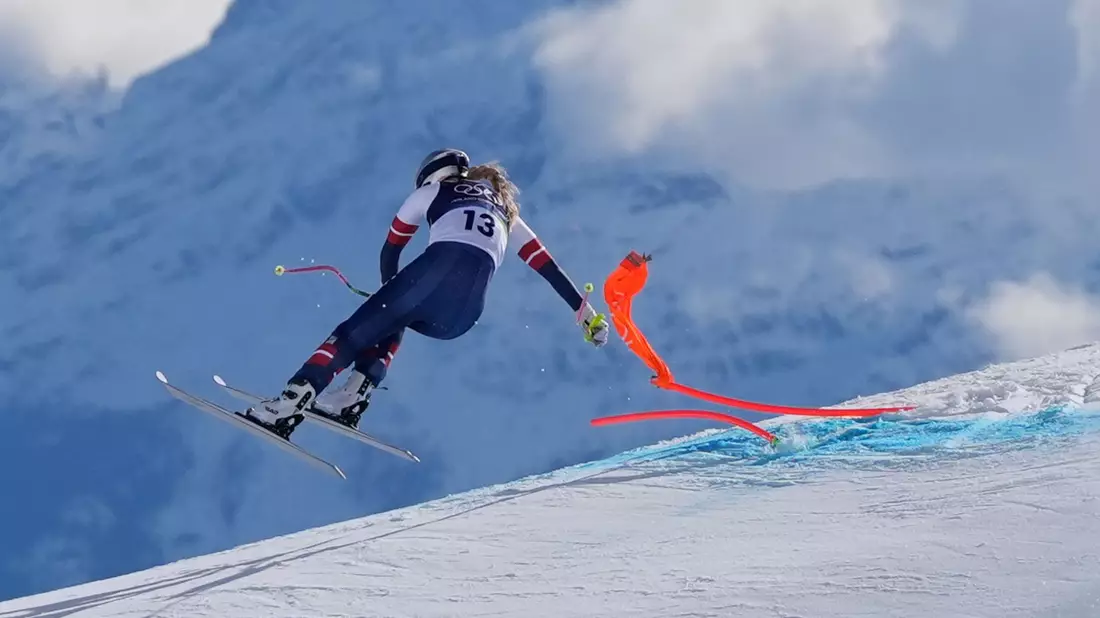 Lindsey Vonn stürzte in der Olympia-Abfahrt im Februar schwer. (Archivbild) - Bild: Jacquelyn Martin/AP/dpa