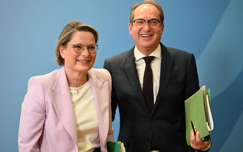 Details des Entwurfs stimmten vor allem Bundesjustizministerin Stefanie Hubig (SPD) und Bundesinnenminister Alexander Dobrindt (CSU) miteinander ab.  - Foto: Markus Lenhardt/dpa
