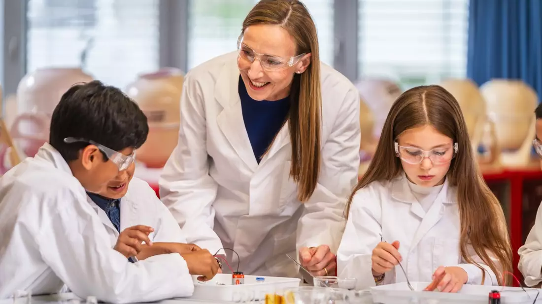 15 Jahre Forscherwelt: Henkel begeistert Kinder für Naturwissenschaften - Bild: presseportal.de