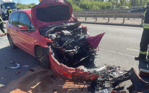 FW-DO: Verkehrsunfall mit drei PKW auf der B236 - Foto: presseportal.de