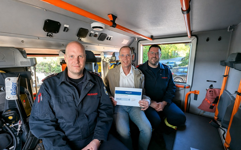 FW-KLE: Verlässliche Unterstützung für die Freiwillige Feuerwehr Bedburg-Hau: Spende auch 2026 fortgeführt - Foto: presseportal.de