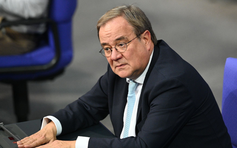 Für Laschet ist der Schah-Sohn ein «abgewogener Mensch». (Archivbild) - Foto: Niklas Graeber/dpa