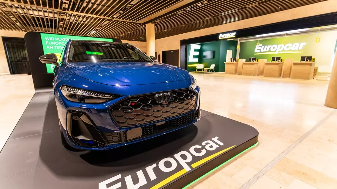 Europcar eröffnet Station am neuen Terminal 3 am Flughafen Frankfurt und überzeugt mit Premium-Exponat - Bild: presseportal.de