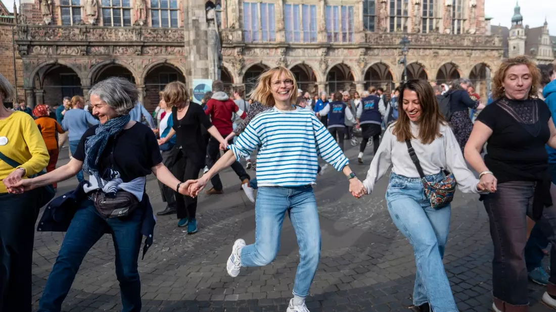 KEINE ZEIT ZU VERGESSEN - Liberation Dance am 8. Mai 2026 - Bild: presseportal.de