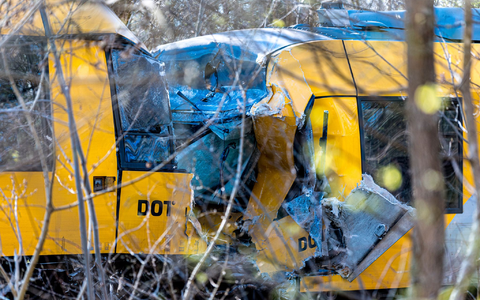 Zwei Züge stießen bei dem Unglück in Dänemark frontal zusammen.  - Foto: Steven Knap/Ritzau Scanpix Foto via AP/dpa