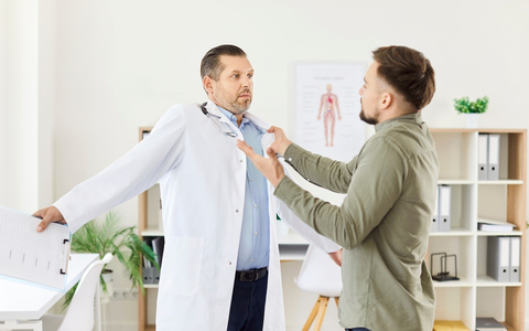 Welttag für Sicherheit und Gesundheit am Arbeitsplatz: Mitarbeitende bestmöglich vor Gewalt schützen - Foto: presseportal.de