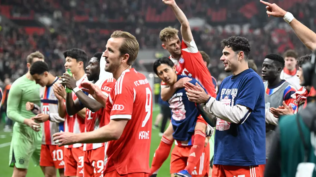 Party als Zwischenschritt: Die Bayern wollen das Triple. - Bild: Federico Gambarini/dpa