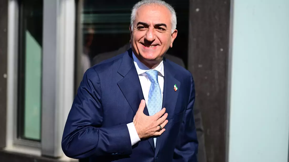 Schah-Sohn Reza Pahlavi besucht Berlin.  - Bild: Sebastian Christoph Gollnow/dpa