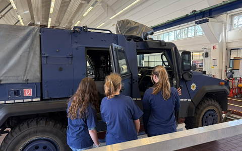 BPOL-AKAD: Girls' Day an der Bundespolizeiakademie - Einblick in spannende Berufsfelder der Bundespolizei - Foto: presseportal.de