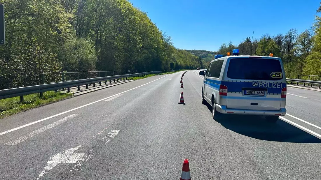POL-LIP: Horn-Bad Meinberg. Unter Drogeneinfluss am Steuer oder ohne Fahrerlaubnis unterwegs: Ergebnisse einer Verkehrskontrolle an der B1. - Bild: presseportal.de