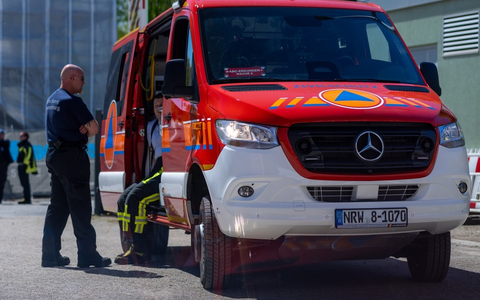 FW-BO: Auslaufende Salzsäure im Heizkraftwerk - Foto: presseportal.de