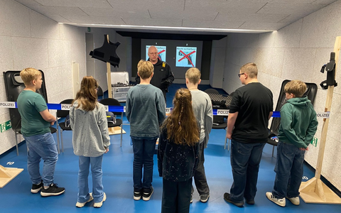 POL-HK: Heidekreis: Zukunftstag bei der Polizeiinspektion Heidekreis - spannende Einblicke für Schülerinnen und Schüler - Foto: presseportal.de