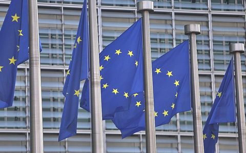 EU-Fahnen (Archiv) - Foto: via dts Nachrichtenagentur