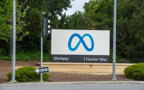 Die Meta-Mitarbeiter sollen erst am 20. Mai erfahren, wer den Job verliert. (Archivbild) - Foto: Andrej Sokolow/dpa
