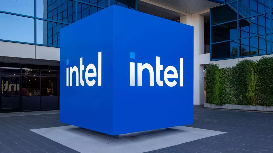 Intel enttäuschte die Börse nach dem starken Kursanstieg der vergangenen Monate. (Archivbild) - Bild: Andrej Sokolow/dpa