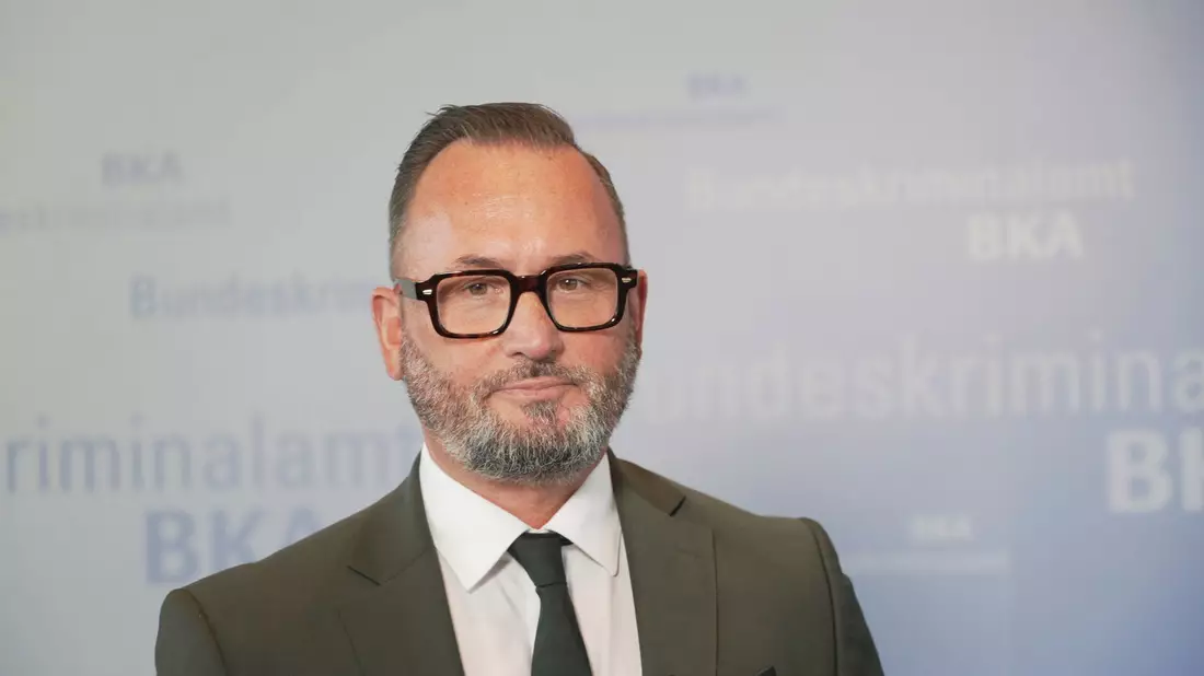 Schwachstellen zu schließen, sei zunächst einmal eine gute Sache, sagt Carsten Meywirth, Leiter der Abteilung Cybercrime im Bundeskriminalamt. - Bild: Andreas Arnold/dpa