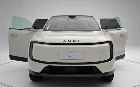 Premiummarken wie Audi wollen mit neuen Autos den Geschmack in China treffen.   - Foto: Johannes Neudecker/dpa