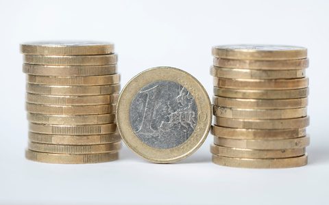 Renten für das Alter kommen meist aus unterschiedlichen Säulen. (Symbolbild) - Foto: Sebastian Kahnert/dpa