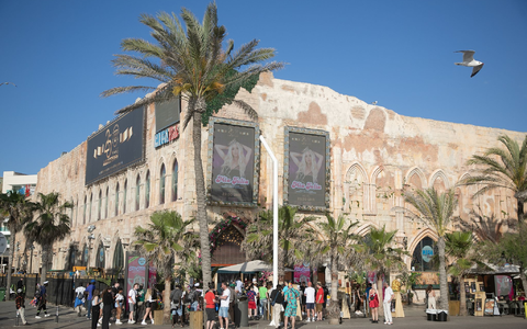 Der «Megapark» feiert bis Sonntag seine Saisoneröffnung. - Foto: Clara Margais/dpa