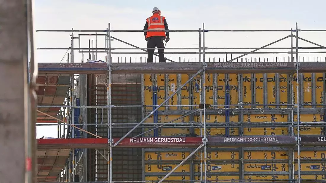 Bauarbeiter auf einer Baustelle (Archiv) - Bild: via dts Nachrichtenagentur