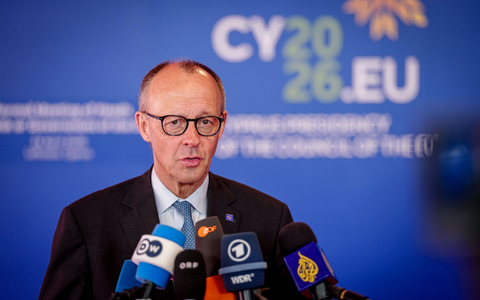 Merz macht zum Beginn des EU-Gipfels eine klare Ansage zum Haushalt. - Foto: Kay Nietfeld/dpa