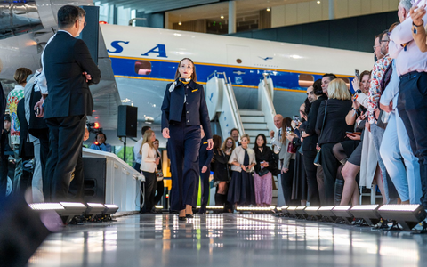 Interne Modenschau der Lufthansa. - Foto: Andreas Arnold/dpa