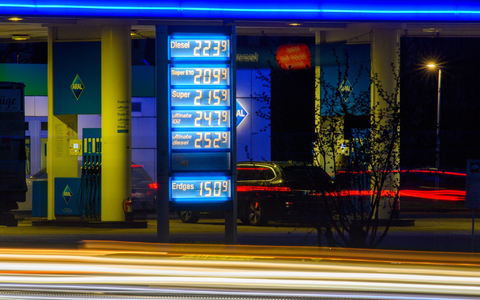 Nach dem Beginn des iran-Kriegs gab es einen Preissprung, - Foto: Klaus-Dietmar Gabbert/dpa