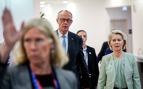 Will dem Iran ein Angebot machen: Kanzler Friedrich Merz reiste mit einem Vorstoß der Bundesregierung zum EU-Gipfel nach Zypern. Kommissionschefin von der Leyen präsentierte mögliche Maßnahmen gegen hohe Energiepreise. - Foto: Kay Nietfeld/dpa