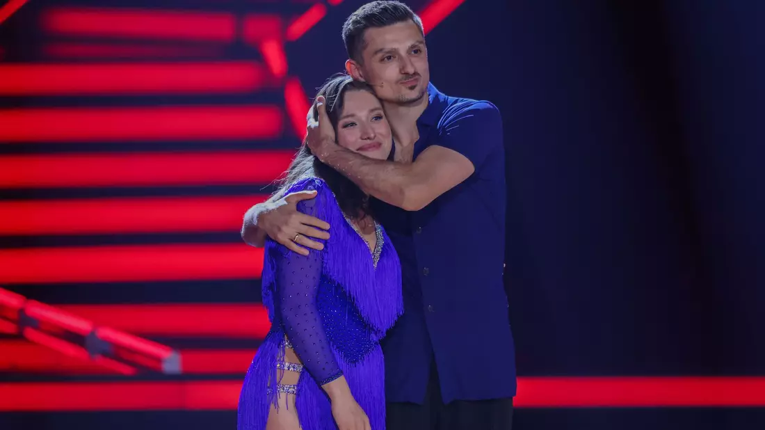Es ist zum zweiten Mal vorbei: Bianca Heinicke muss «Let's Dance» verlassen. - Bild: Rolf Vennenbernd/dpa