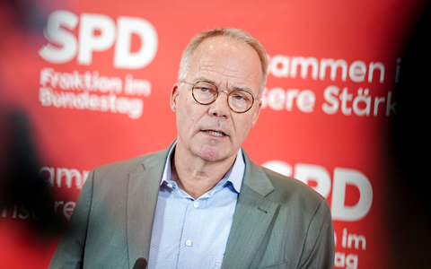 SPD-Fraktionschef Matthias Miersch warnt vor massivsten wirtschaftlichen Auswirkungen wegen der Blockade der Straße von Hormus. (Archivbild) - Foto: Kay Nietfeld/dpa