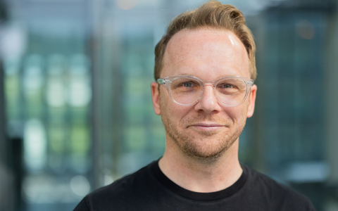 Ralf Schmitz übernimmt bei RTL zeitweise den traditionsreichen «Wer wird Millionär?»-Sendeplatz. - Foto: Rolf Vennenbernd/dpa