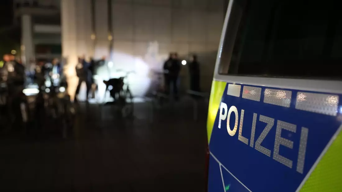 POL-H: Gewerbekontrollen und umfangreicher Präventionseinsatz gegen Jugend- und Gewaltdelinquenz in der Innenstadt von Hannover - Polizei zieht Bilanz - Bild: presseportal.de