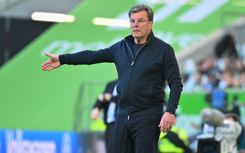 Ex-Gladbacher in Wolfsburg: Trainer Dieter Hecking. - Foto: Swen Pförtner/dpa
