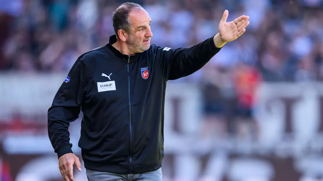 Gab die Richtung vor: FCH-Coach Frank Schmidt - Bild: Tom Weller/dpa
