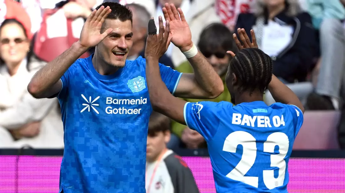 Patrik Schick jubelt über sein Tor zum 2:0.  - Bild: Federico Gambarini/dpa