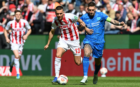 Rivalen am Rhein: Kölns Said El Mala (l) und Robert Andrich von Bayer Leverkusen. - Foto: Federico Gambarini/dpa