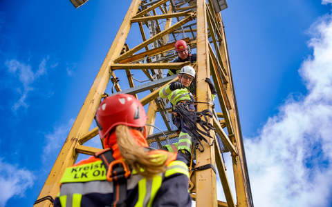 FW-OLL: Fortbildung zur Absturzsicherung bei der Kreisfeuerwehr Landkreis Oldenburg - Foto: presseportal.de