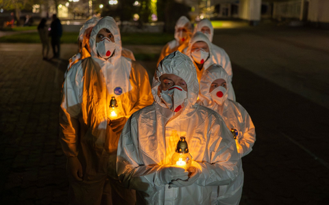 Die Ukraine wirft Russland zum Jahrestag «nuklearen Terrorismus» vor, weil das stillgelegte Kernkraftwerk Tschernobyl durch Drohnenschläge im Moskauer Angriffskrieg weiter Gefahren ausgesetzt ist. - Foto: Dan Bashakov/AP/dpa