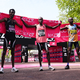 Sabastian Sawe gewann den London-Marathon vor Yomif Kejelcha (l) und Jacob Kiplimo (r). - Foto: John Walton/PA Wire/dpa
