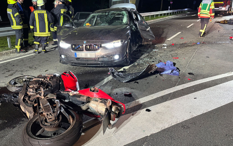 Ein Motorradfahrer ist bei Marktbergel in Mittelfranken tödlich verunglückt. - Foto: Kevin Weddig/NEWS5/dpa