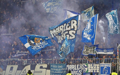 Fans von Schalke 04 (Archiv) - Foto: via dts Nachrichtenagentur
