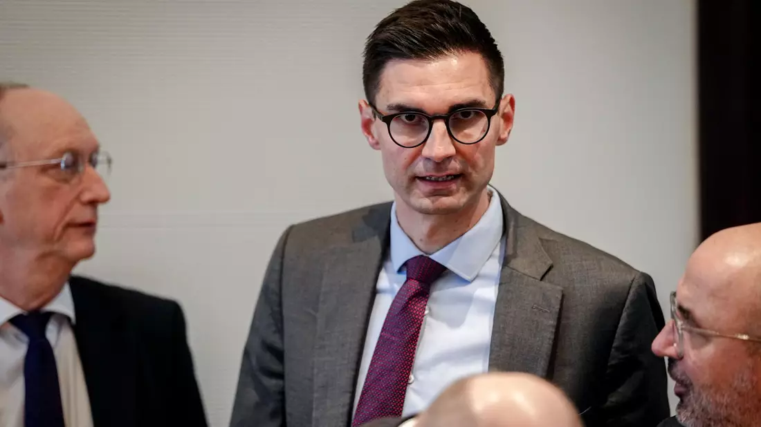 Unions-Fraktionsvize Sepp Müller warnt davor, leichtfertig neue Schulden zu machen. (Archivbild)   - Bild: Kay Nietfeld/dpa