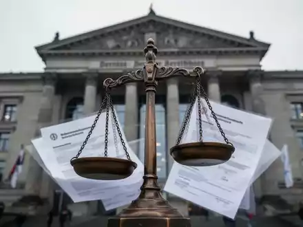 Debeka: BGH-Urteil erschüttert Lebensversicherungsbranche - Foto: über boerse-global.de