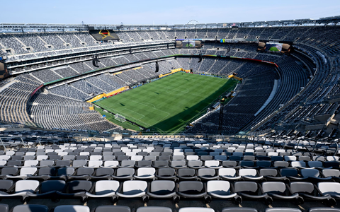 Für Endspiel-Sitze in diesem Stadion wurden über zwei Millionen Dollar verlangt. (Archivbild) - Foto: Sven Hoppe/dpa